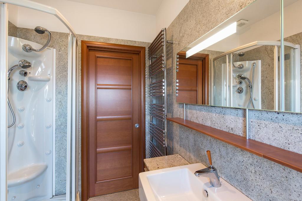Villa Caterina By Impero House สเตรซา ภายนอก รูปภาพ